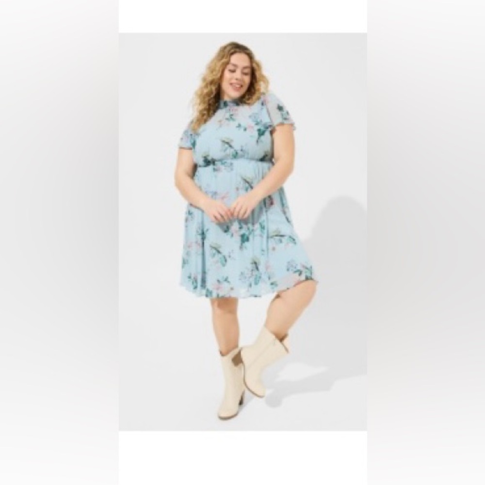 Torrid XL Size O (10/12) Floral Dress